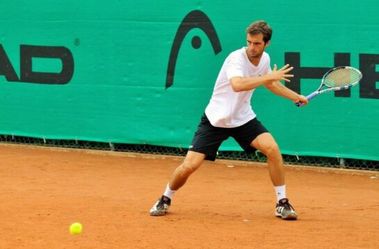 Стратегии ставок на тоталы в теннисе