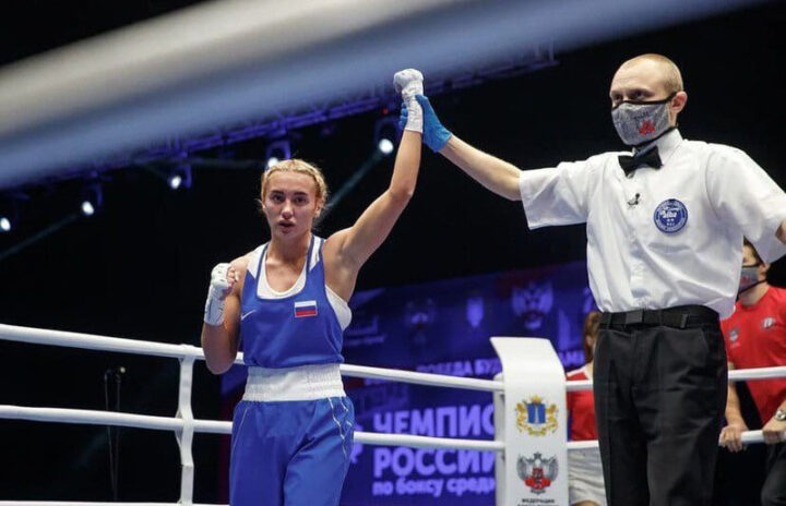 Чемпионка Юлия Чумгалакова