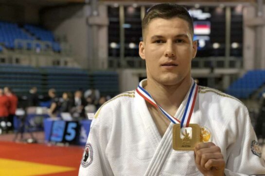 Интервью с двукратным чемпионом мира по джиу-джитсу Артемом Петрухиным