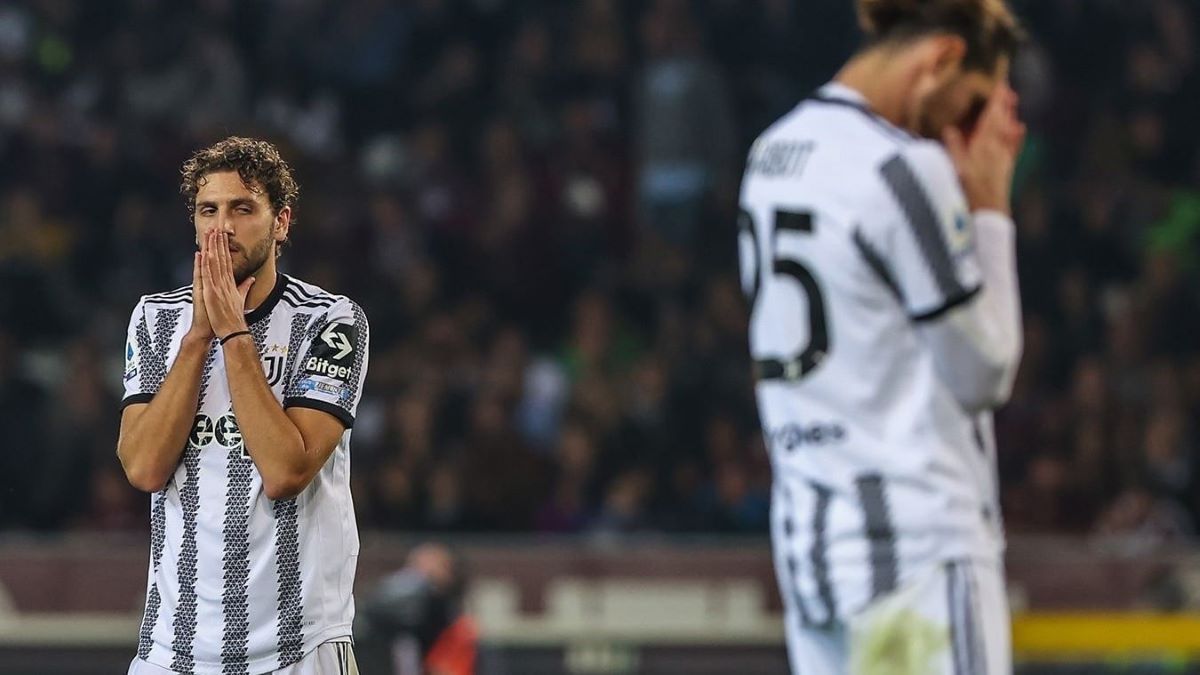 Ювентус лишили 10 очков