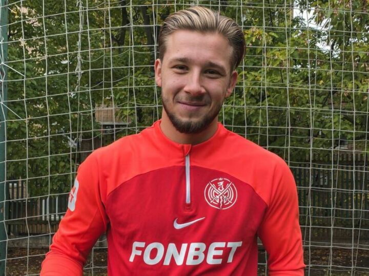 Дмитрий Сычев