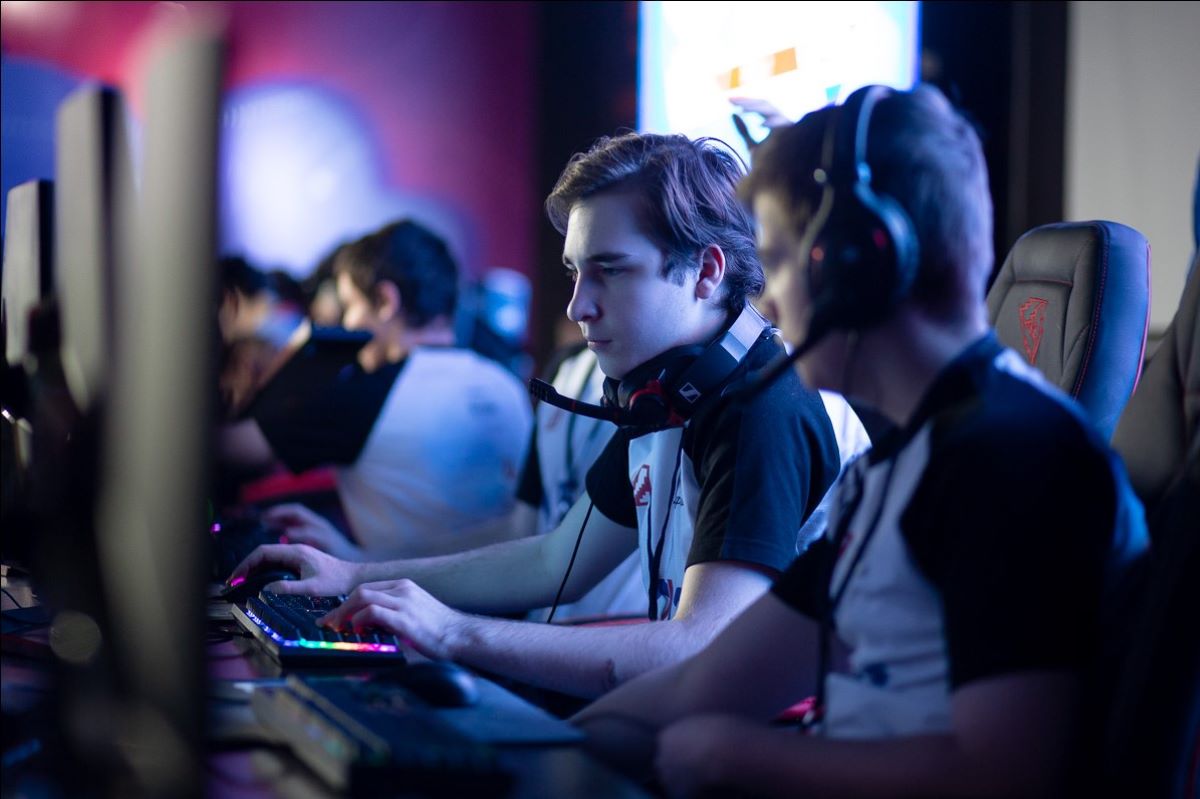 Киберспортсмены