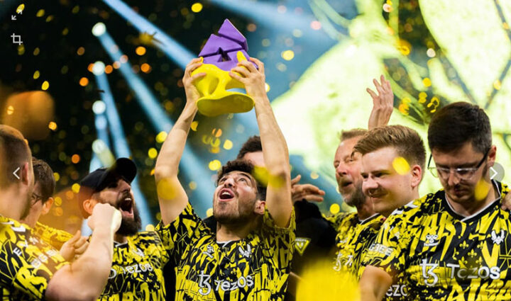 Команда Виталити