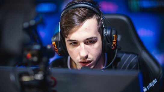 Наушники киберспортсменов