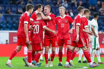 В чем причина падения уровня игры сборной России по футболу? Разбираем ситуацию