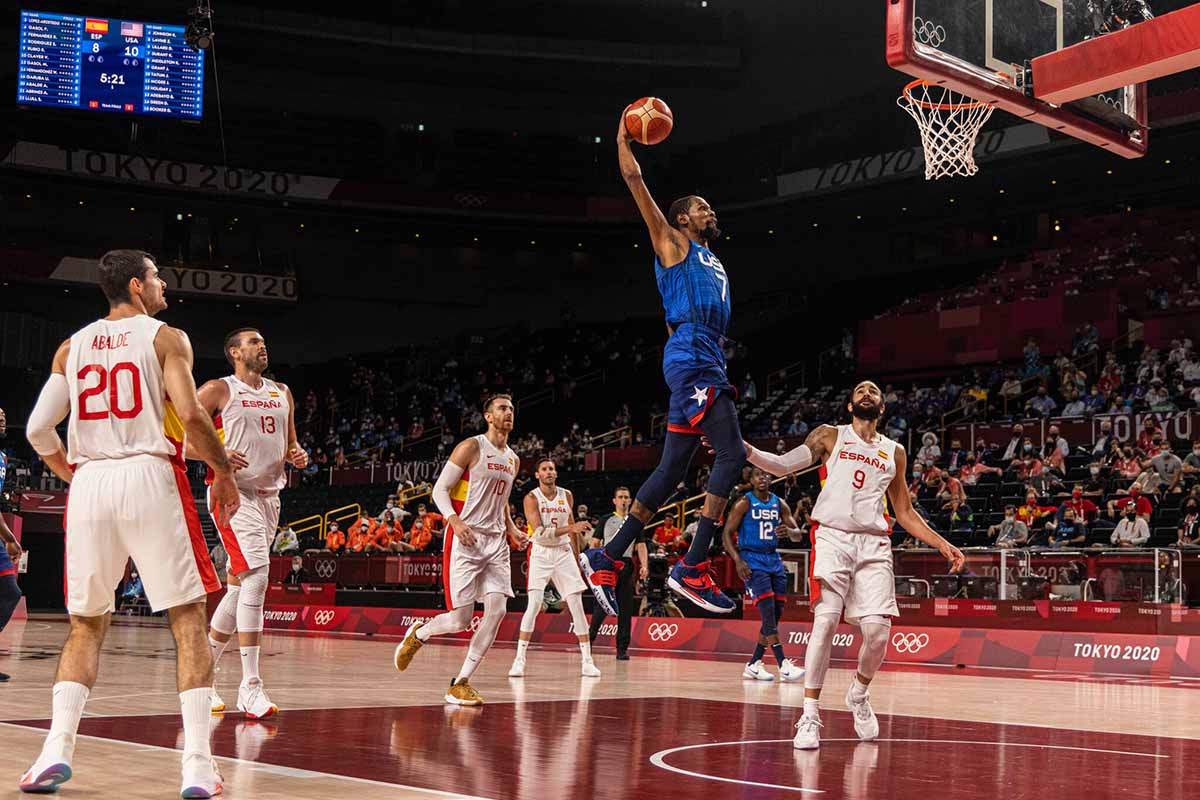 Мужской баскетбол на Олимпиаде в Париже