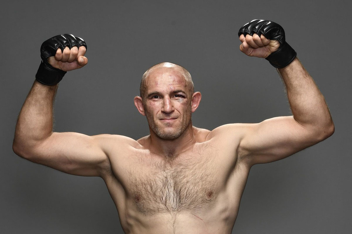 Алексей Олейник