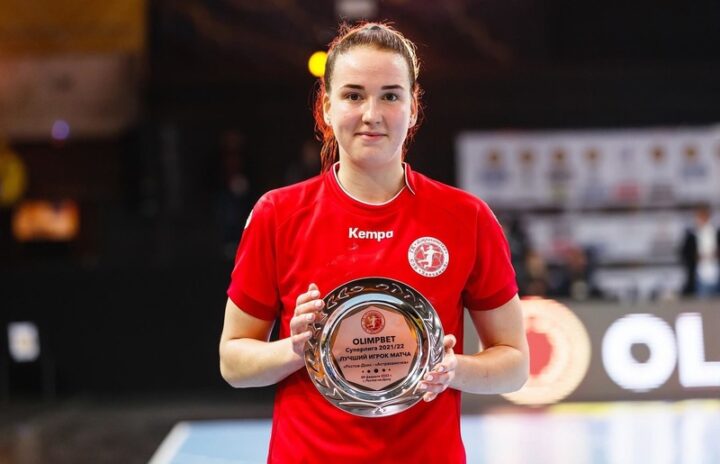 Илларионова в составе «Астраханочки»