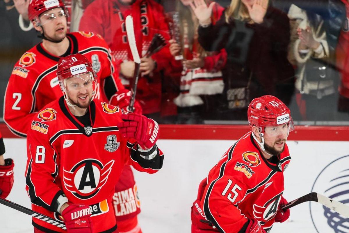 Автомобилист