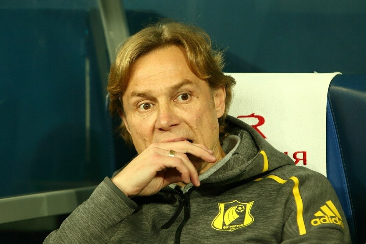 Валерий Карпин