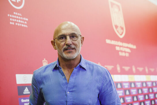 Сборная Испании продлила контракт с Луисом де ла Фуэнте до 2026 года