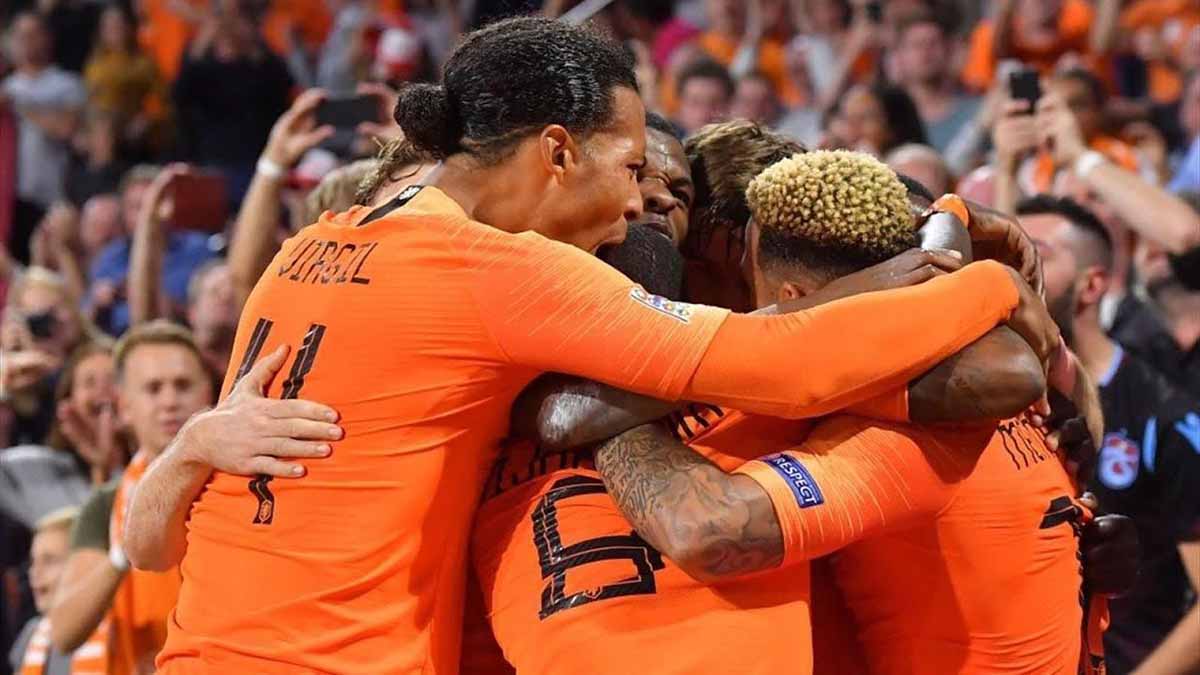 Голландские футболисты