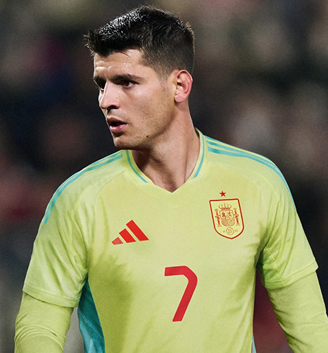 Испанский нападающий Мората