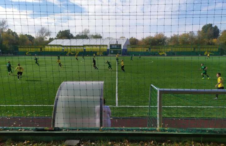 Стадион в Капотне