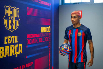 Хулиан Араухо перешел из «Барселоны» в «Борнмут» в свой день рождения