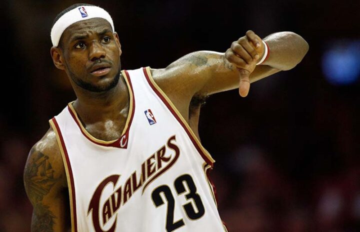Леброн Джеймс
