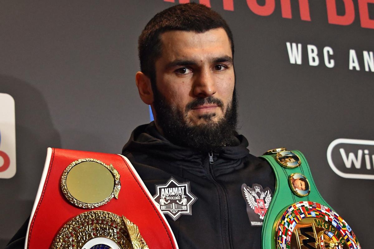 Артур Бетербиев