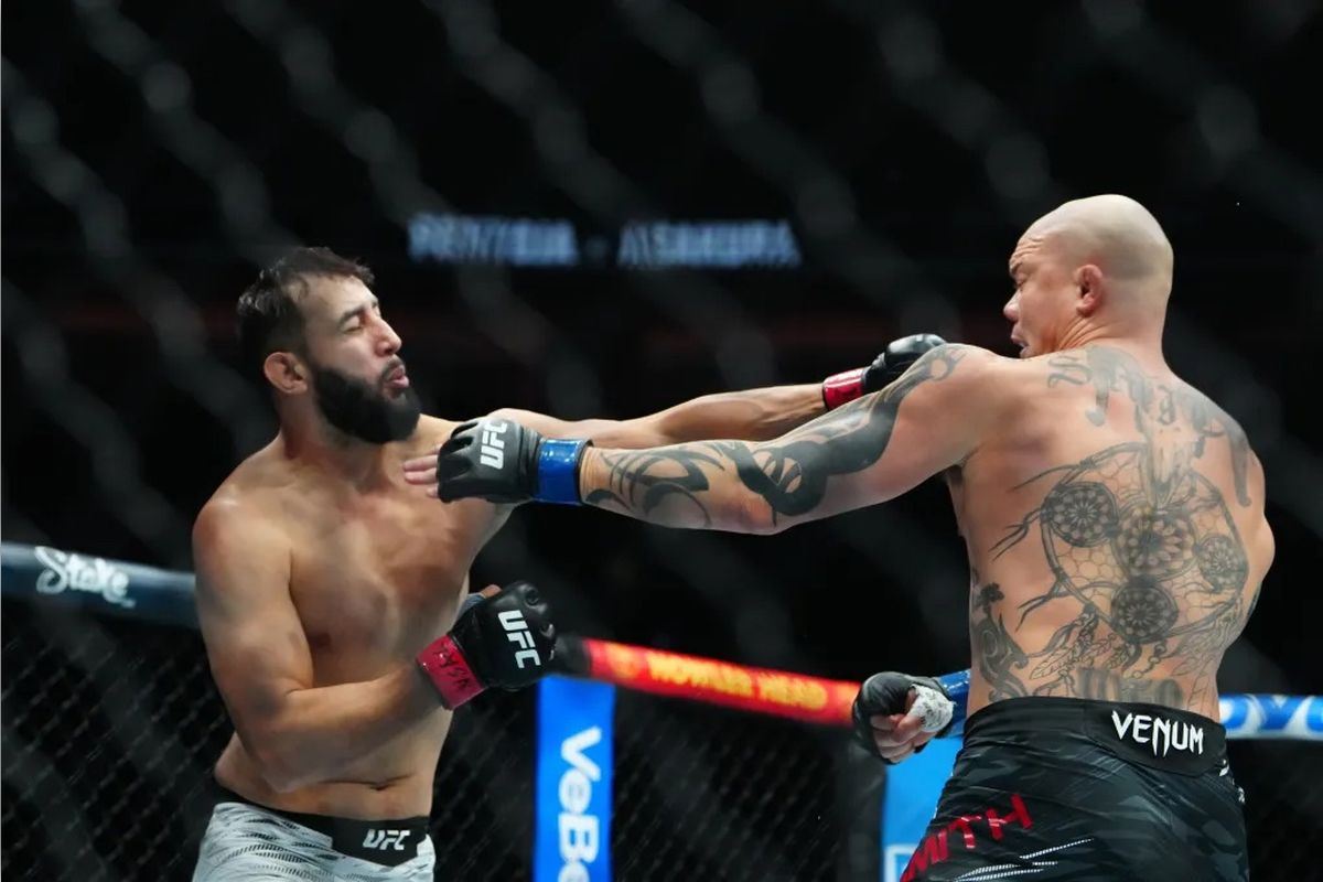 Доминик Рейес и Энтони Смит