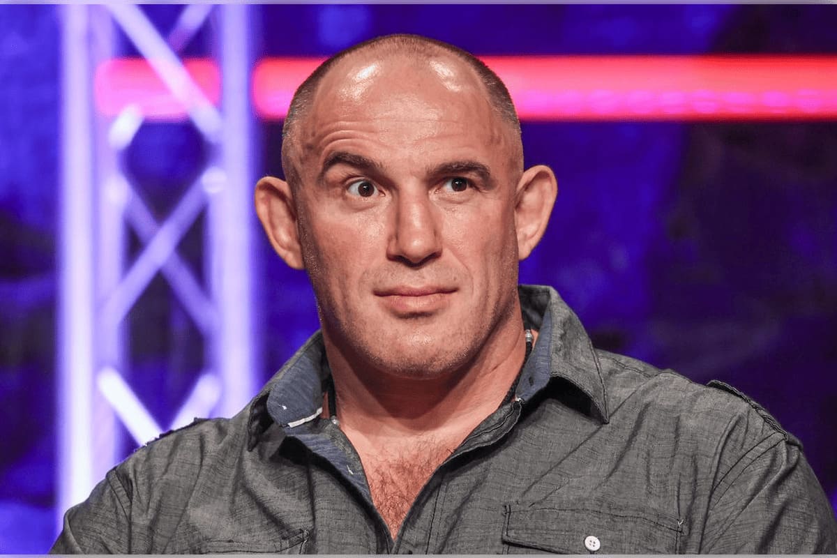 Алексей Олейник