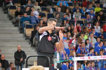 Жесты судьи в волейболе и их значения