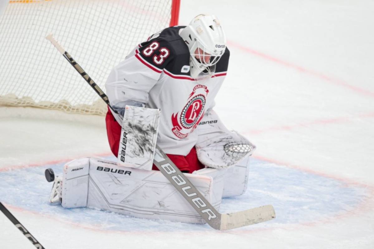 Максим Дорожко подписал новый контракт с «Амуром» до 2027 года