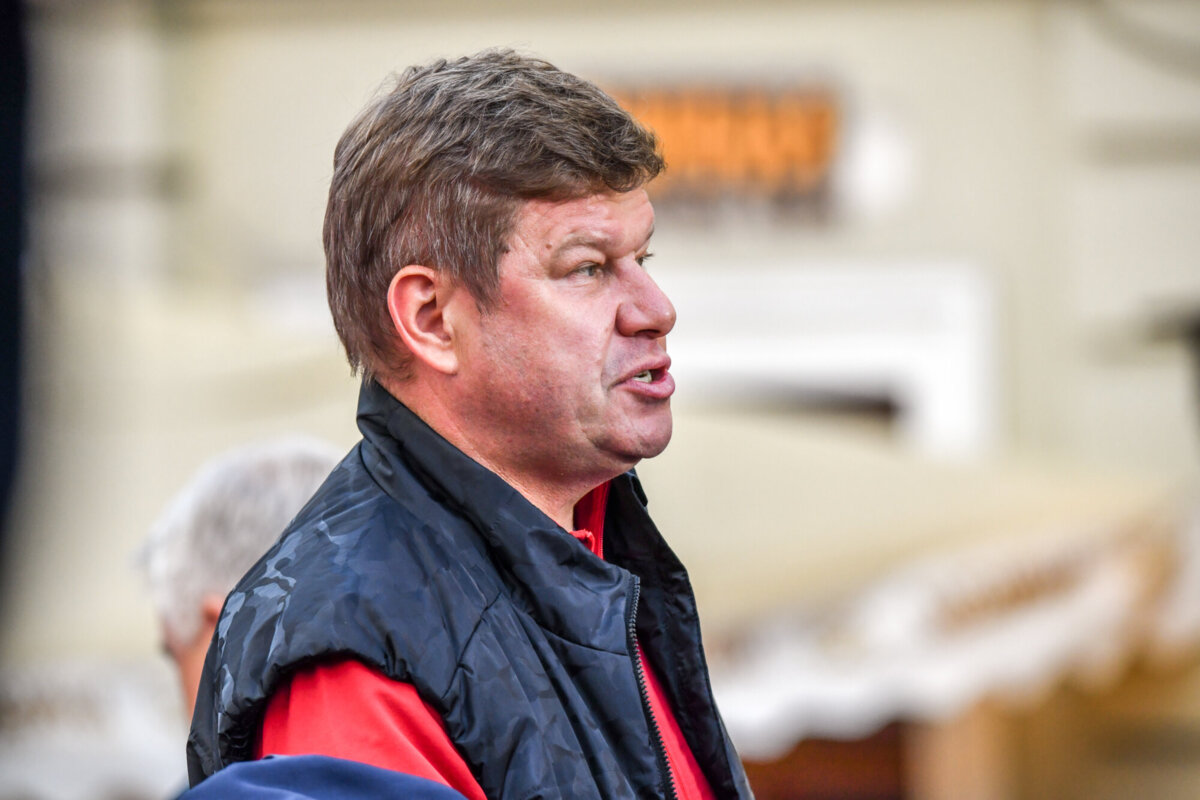 Дмитрий Губерниев