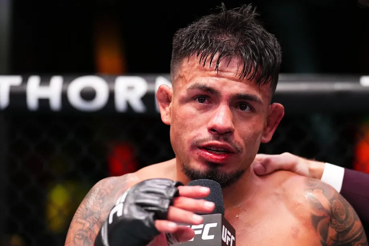 Брэндон Ройвал