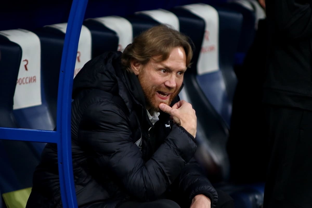 Валерий Карпин