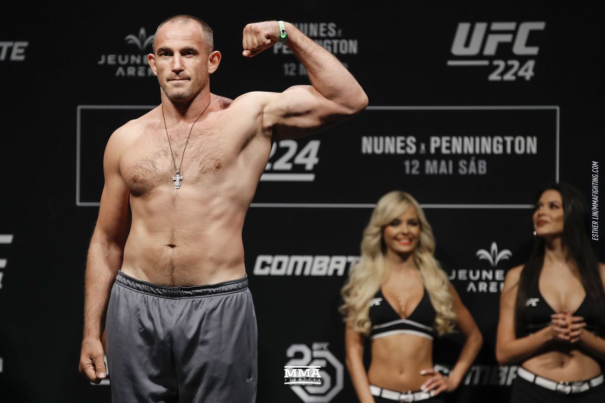 Алексей Олейник