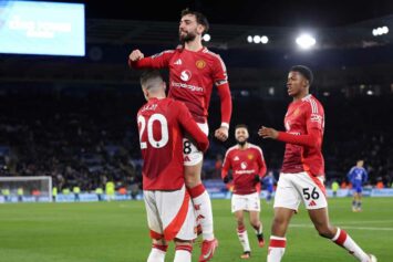 МЮ забыл, как забивать, «Лион» тренируют из автобуса. Ну и кто из них выйдет в полуфинал Лиги Европы?