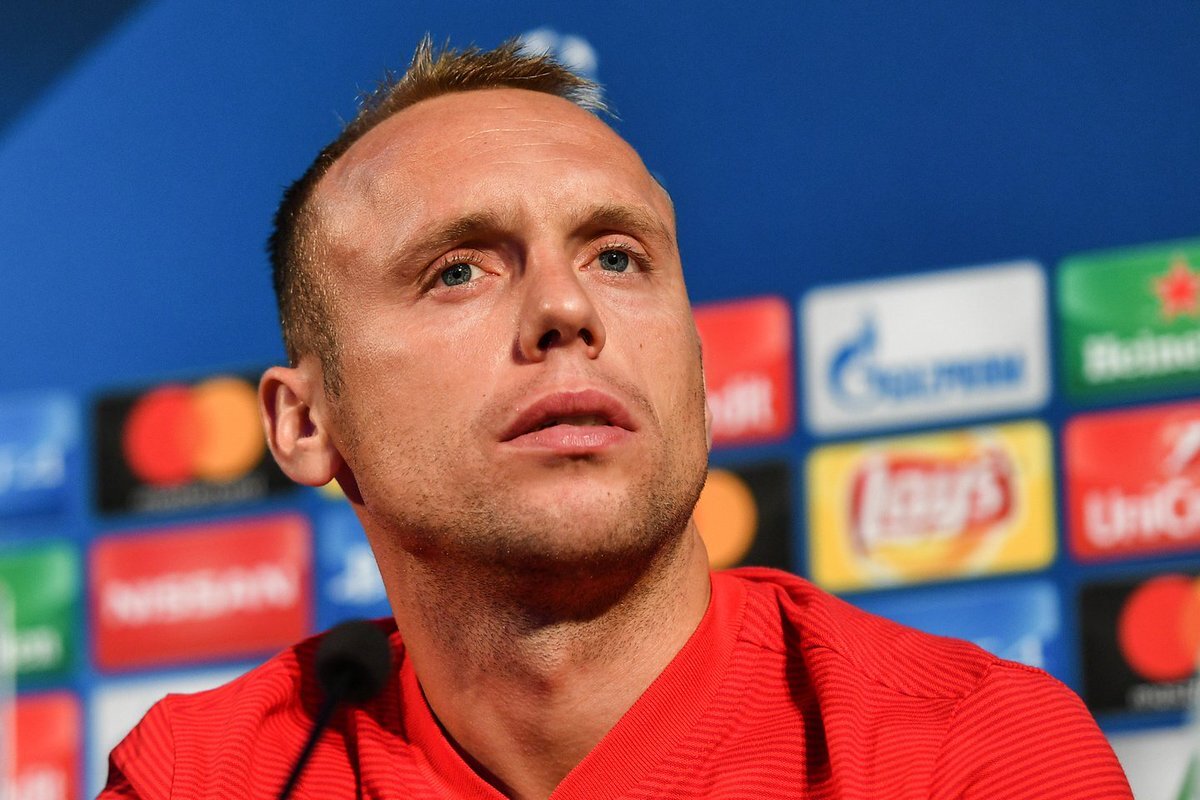 Денис Глушаков