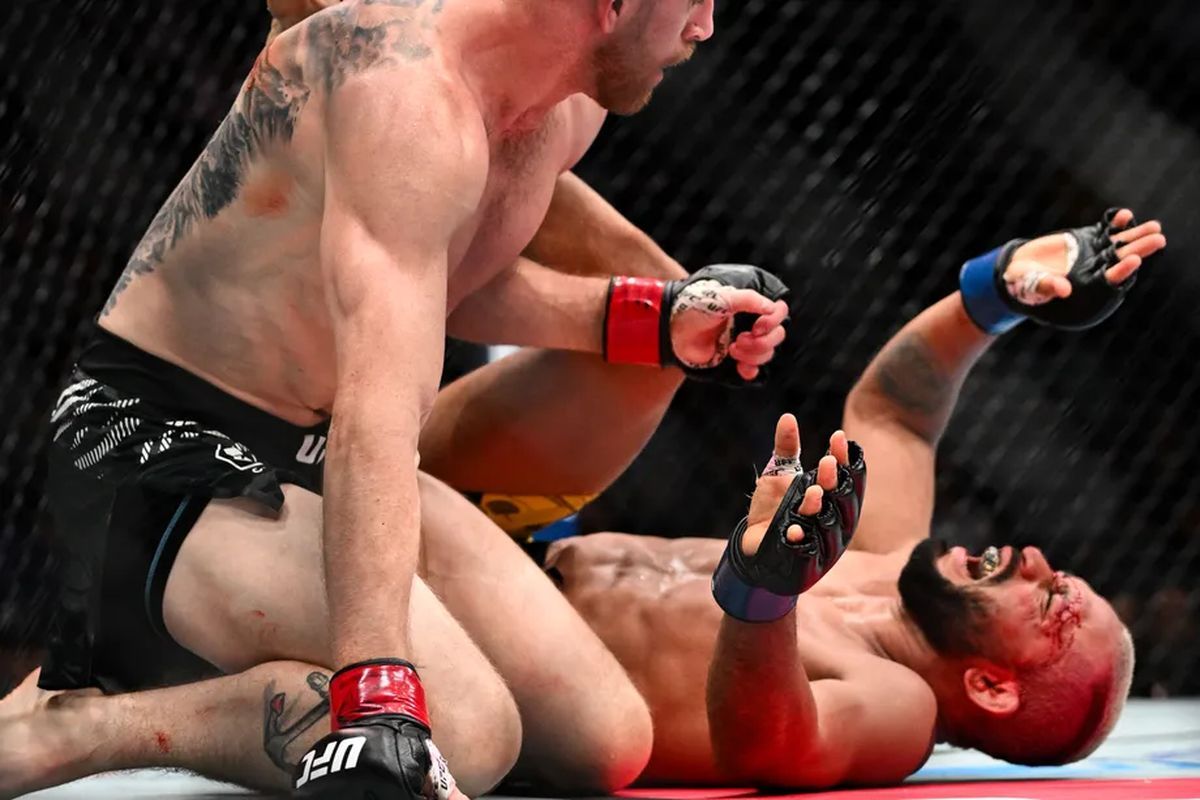 Сэндхэген и Фигейреду