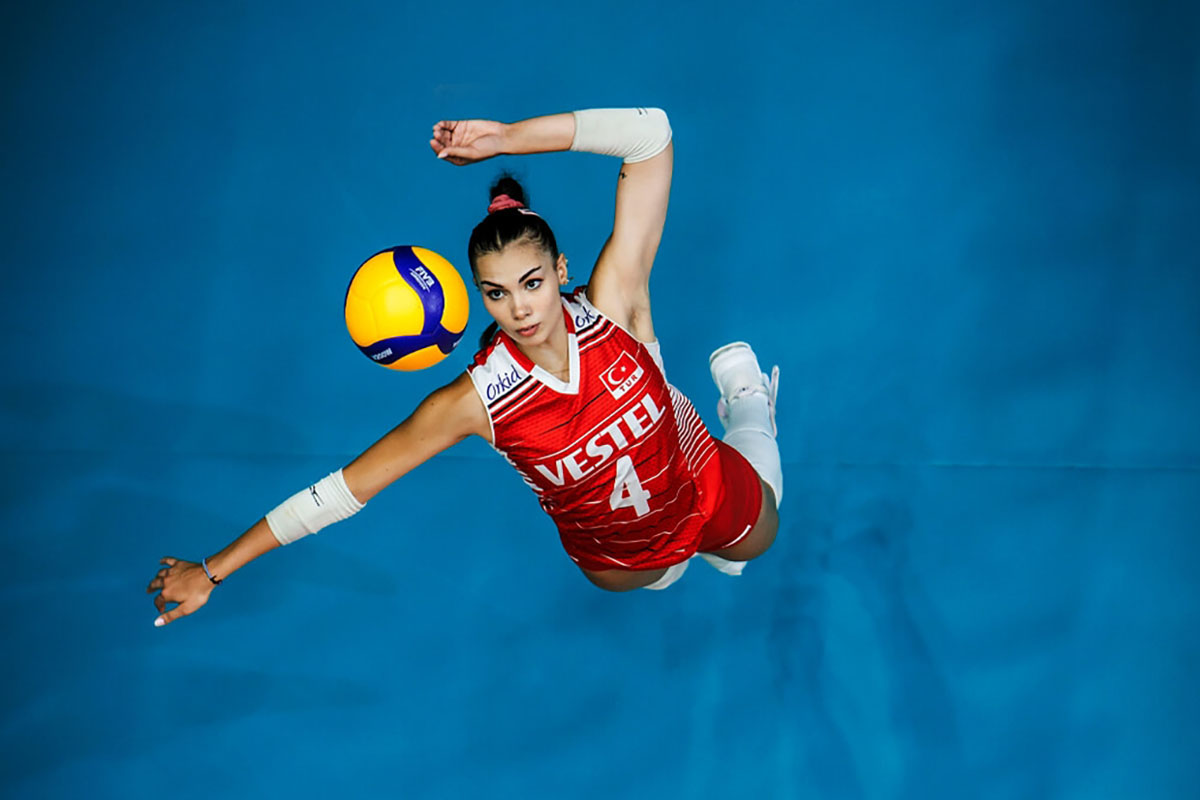 Волейбольная подача