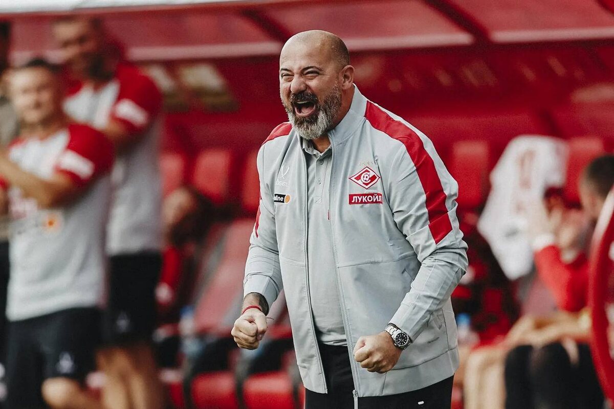 Деян Станкович