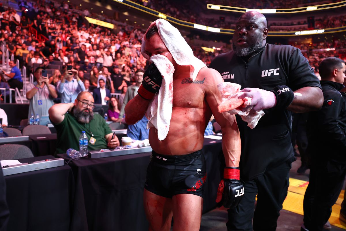 Майкл Чендлер