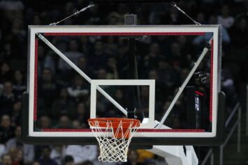 Размеры баскетбольного щита: длина и высота от пола