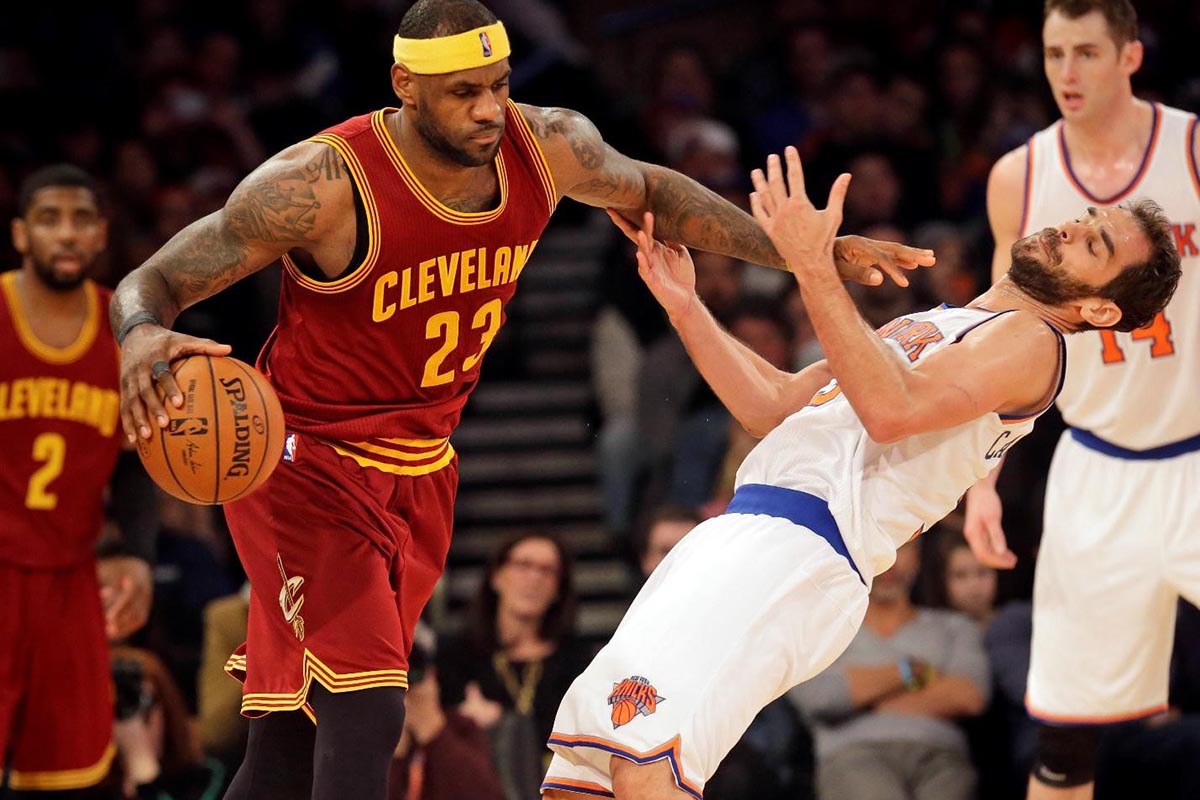 Грубая игра Леброна