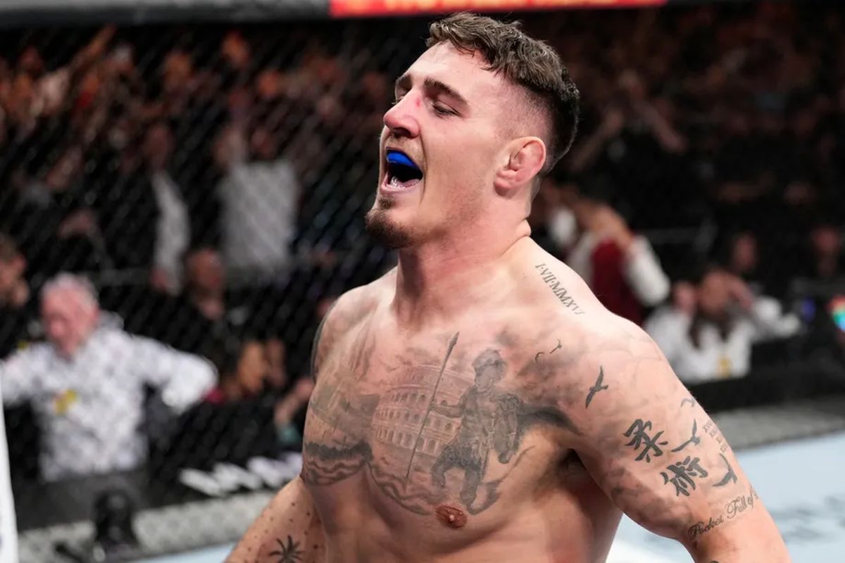 Том Аспиналл