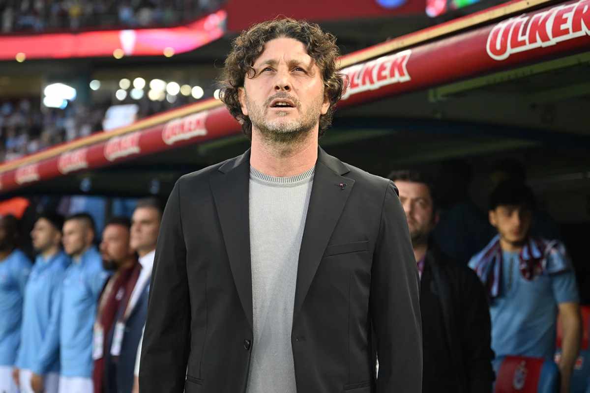 Тренер «Трабзонспора» Фатих Текке обрушился с критикой на судей и Суперлигу после матча с «Фенербахче»