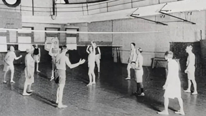 Первая волейбольная тренировка