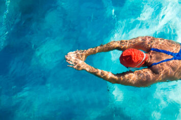 Скорость плавания человека: средние показатели и рекорды