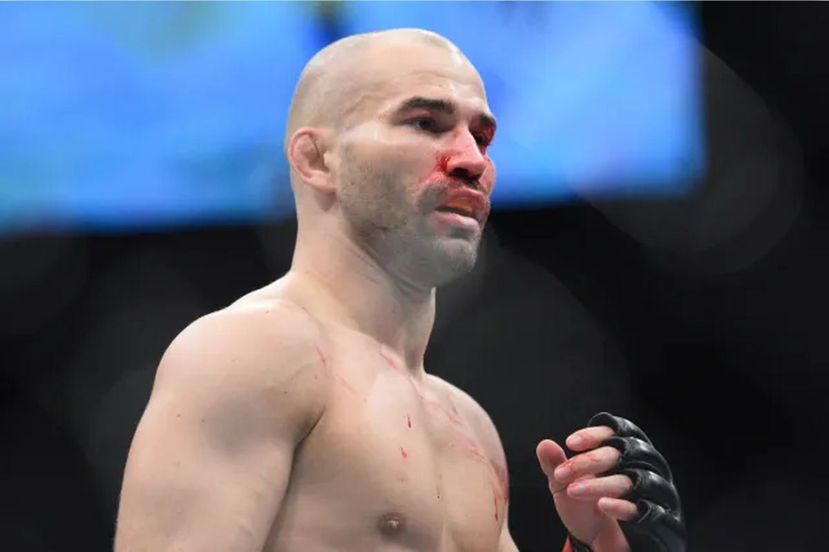 Артем Лобов