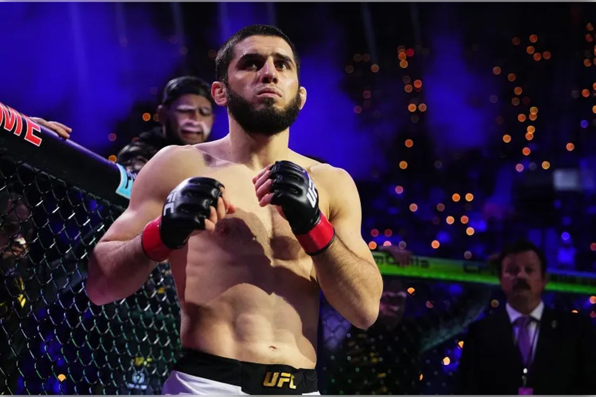 Ислам Махачев