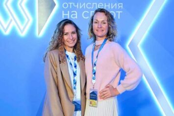 «Уже на протяжении семи веков мы играем в лапту» — интервью с директором Федерации лапты Москвы Марией Цыплаковой и PR-менеджером спортивного клуба «Сокол» Марией Горностаевой