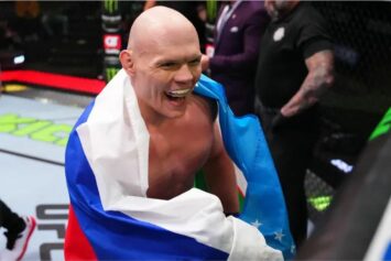 Гуськов рассказал, зачем жестко избивает Уокера на спаррингах