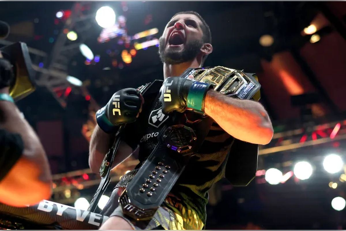 Ислам Махачев