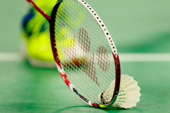 Как выбрать ракетку для бадминтона: рекомендации и примеры