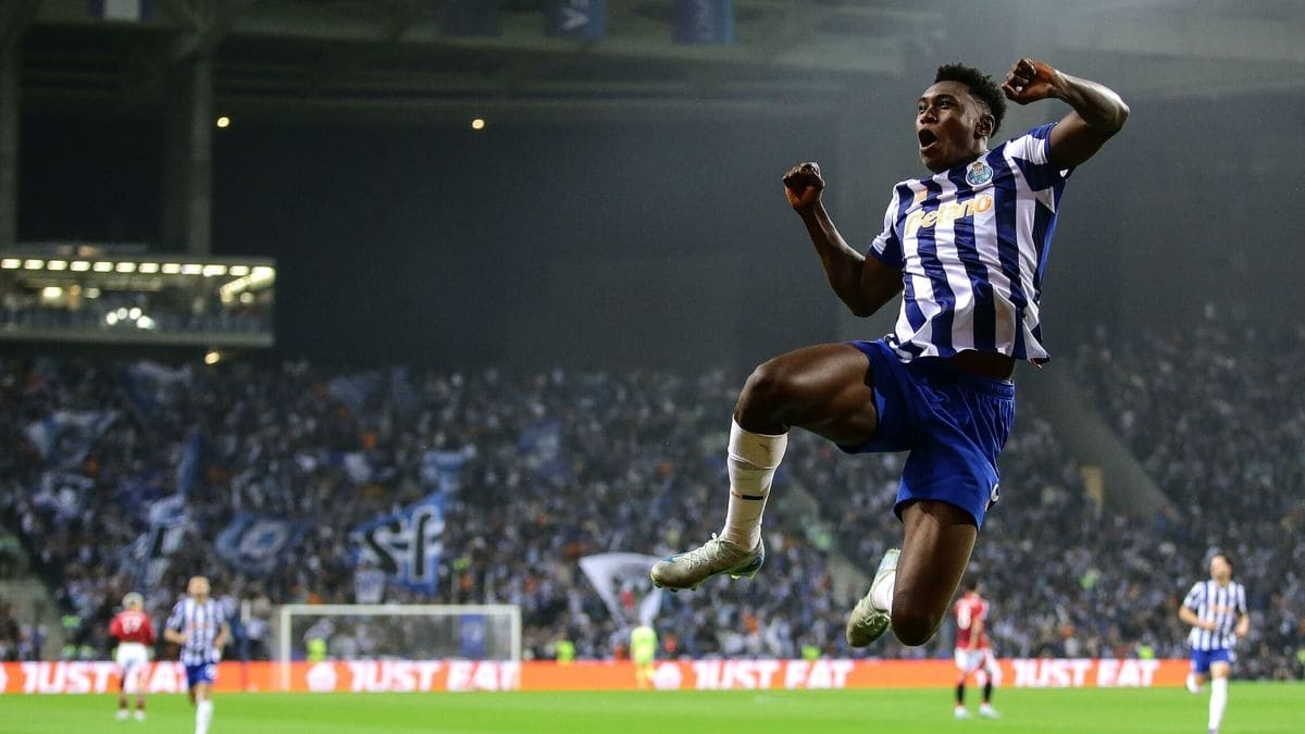 Суперкомпьютер Opta определил фаворита матча Лиги Европы «Порту» — «Ницца»