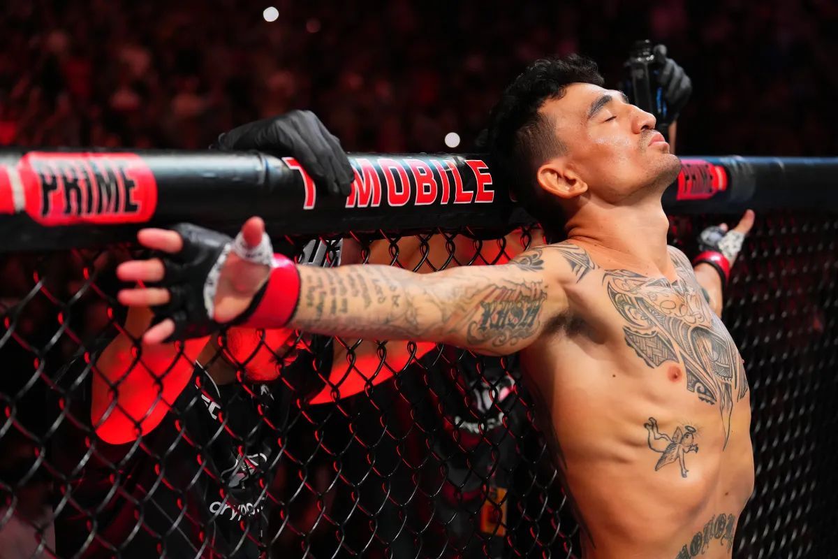 Макс Холлоуэй