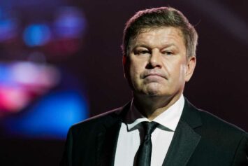 Губерниев призвал Большунова проявлять больше эмпатии к коллегам